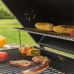 Bigfoot Holzkohlegrill Smoker BBQ-Grill 55 X 40 Cm Stahl Schwarz 2 Bigfoot Holzkohlegrill Smoker BBQ-Grill 55 X 40 Cm Stahl Schwarz -Deutschland Klarstein Verkaufs-Shop 10029763 yy 0003 ambient Klarstein Bigfoot BBQ Grill Smoker