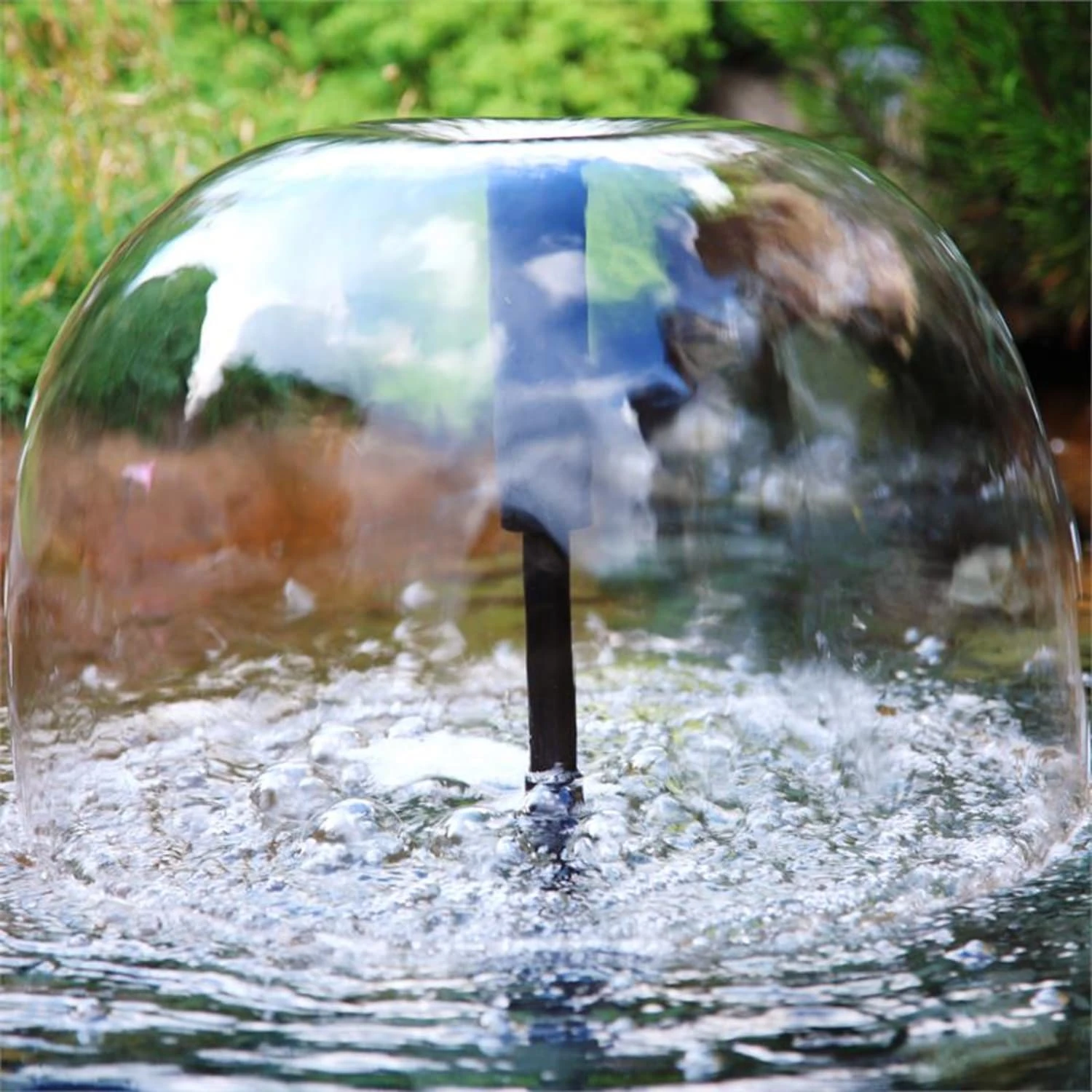 Wasserwerk 500 Wasserpumpe Solar Springbrunnen 500 l/h LED Akku Wasserwerk 500 Wasserpumpe Solar Springbrunnen 500 L/h LED Akku -Deutschland Klarstein Verkaufs-Shop 10029902 yy 0003 ambient Blumfeldt Wasserwerk 500 Solar Springbrunnen LED