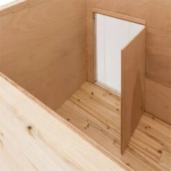 Schloss Wuff Hundehütte Größe XL 110x160x100cm Isoliert Windfang Holz -Deutschland Klarstein Verkaufs-Shop 10030670 yy 0005 detail oneConcept Schloss Wuff Hundehuette 110x160x100 cm