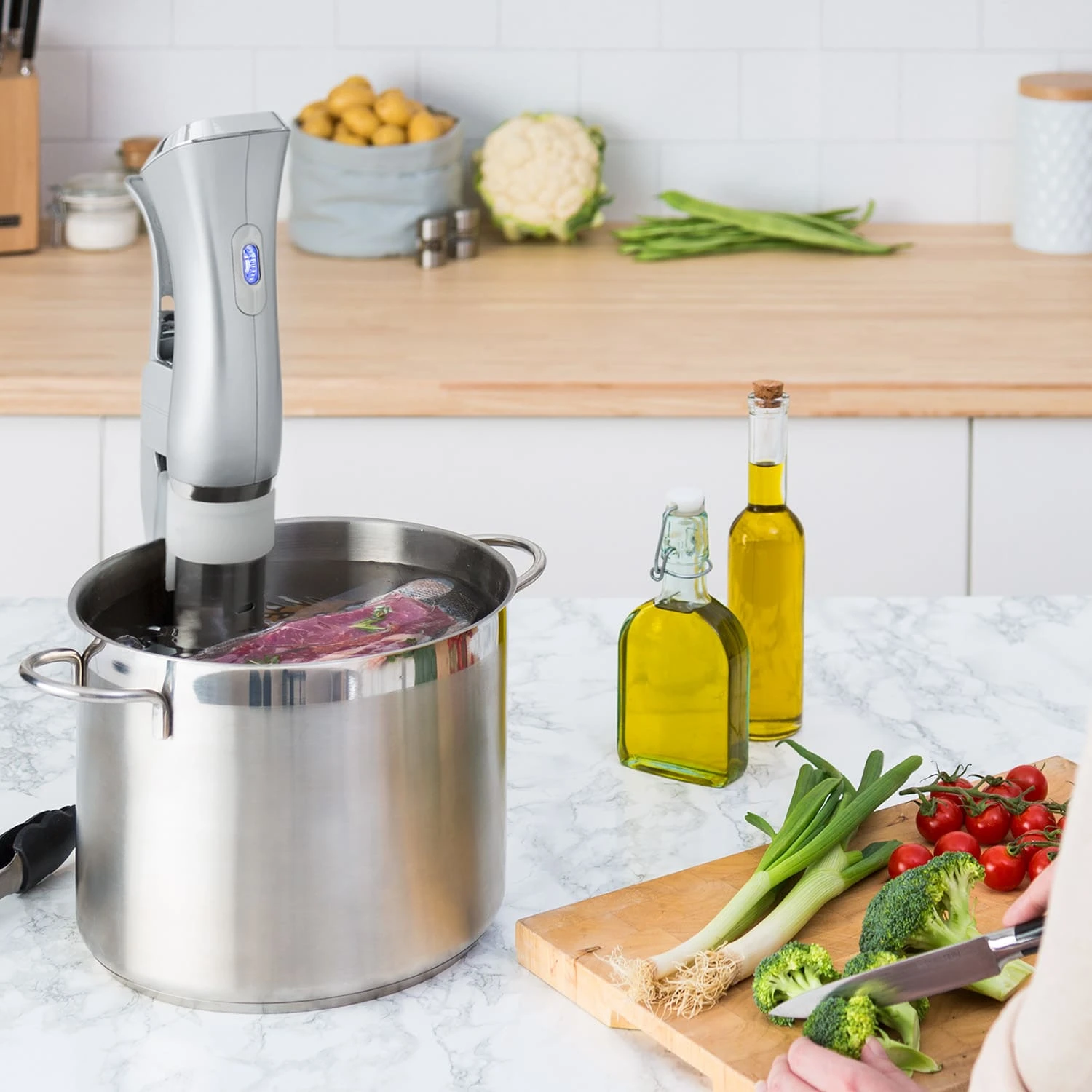 Quickstick Sous Vide Garer Thermostat: 50-95 °C für 20 L Edelstahl Quickstick Sous Vide Garer Thermostat: 50-95 °C Für 20 L Edelstahl -Deutschland Klarstein Verkaufs-Shop 10032670 yy 0002 logo