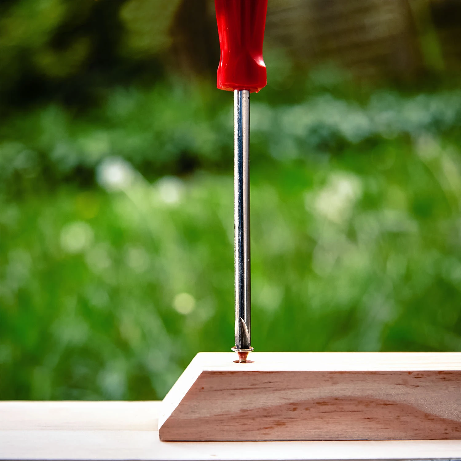 Insektenhaus Metalldach inkl. Füße ganzjährig bewohnbar Pinienholz Insektenhaus Metalldach Inkl. Füße Ganzjährig Bewohnbar Pinienholz -Deutschland Klarstein Verkaufs-Shop 10038015 yy 0005 logo