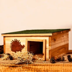 Igelhaus Futterhaus Überwinterung 2 Kammern Tannenholz Unbehandelt -Deutschland Klarstein Verkaufs-Shop 10038027 yy 0006 logo