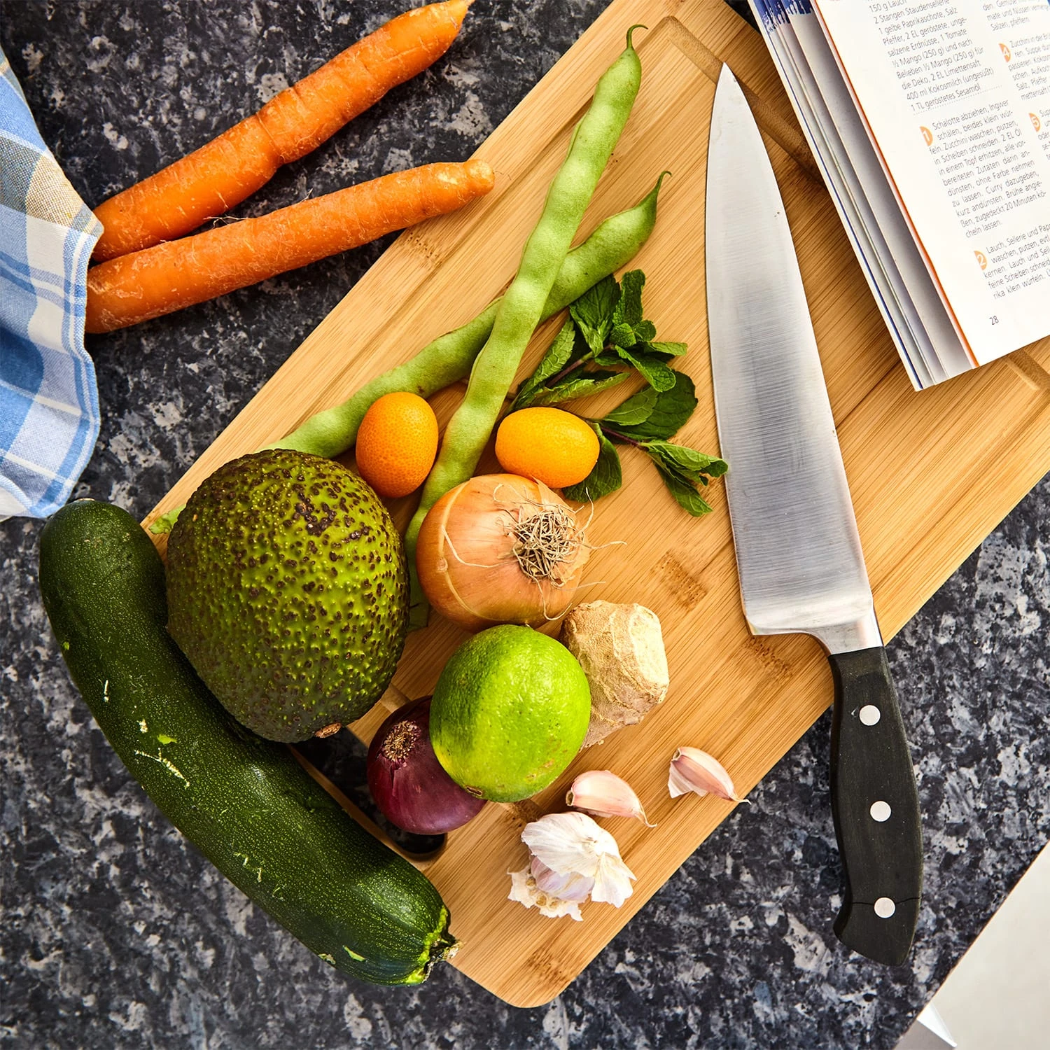 Batvik Schneidebrett 4er-Set messerschonend Saftrille Bambus Batvik Schneidebrett 4er-Set Messerschonend Saftrille Bambus -Deutschland Klarstein Verkaufs-Shop 10038130 yy 0002 logo