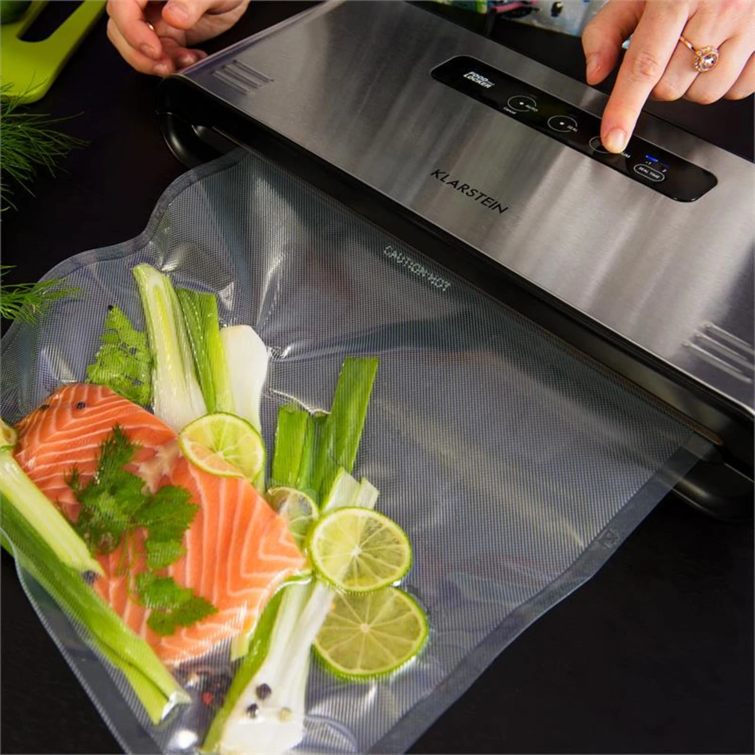 Quickstick Sous Vide Food Locker Pro | Sous Vide Garer | Vakuumierer Quickstick Sous Vide Food Locker Pro | Sous Vide Garer | Vakuumierer -Deutschland Klarstein Verkaufs-Shop 60001815 yy 0009 titel enie Klarstein Foodlocker Pro Vakuumierer
